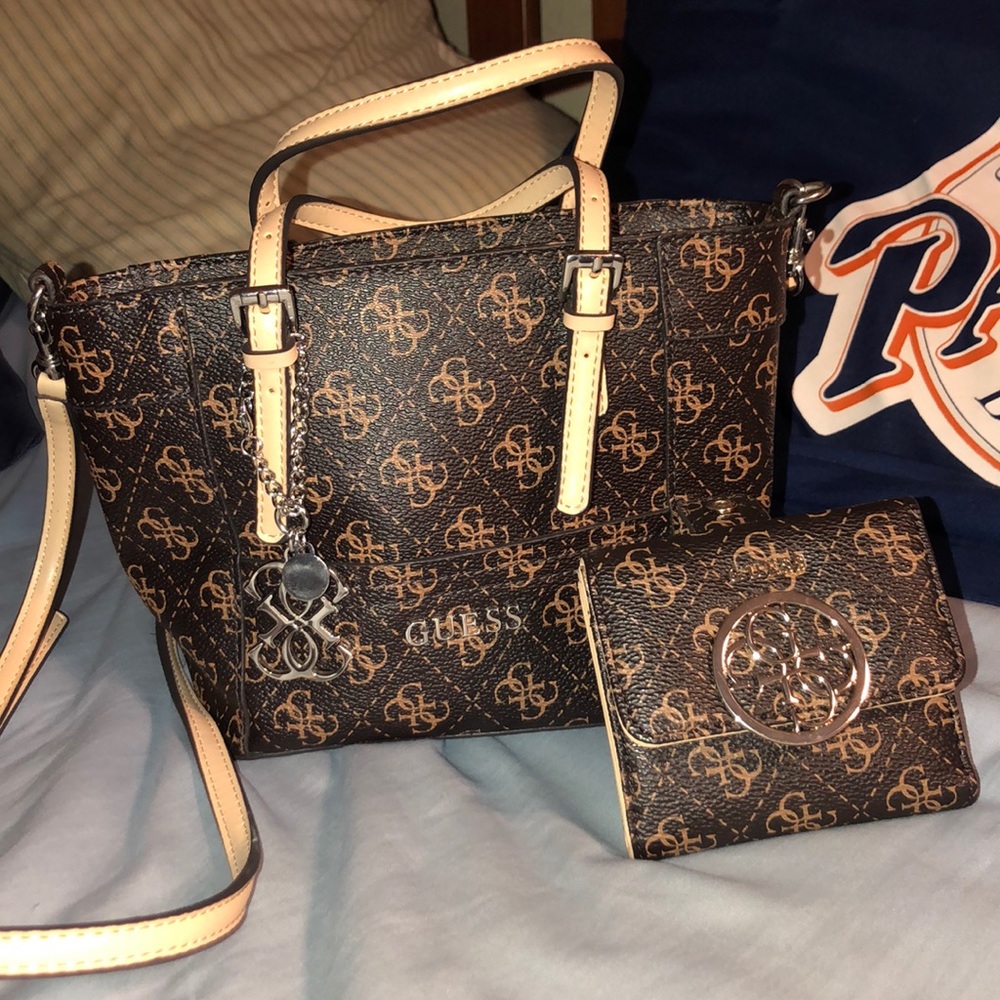GUESS crossbody purse with matching wallet